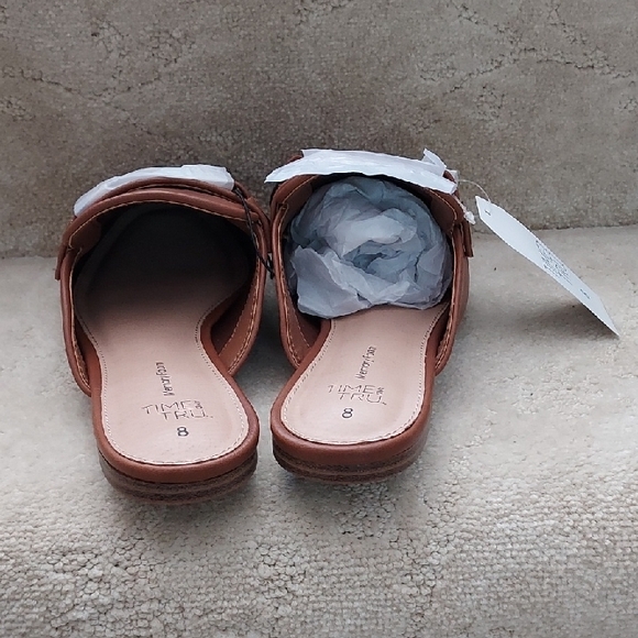 Time and Tru Brown Loafers - Picture 4 of 5